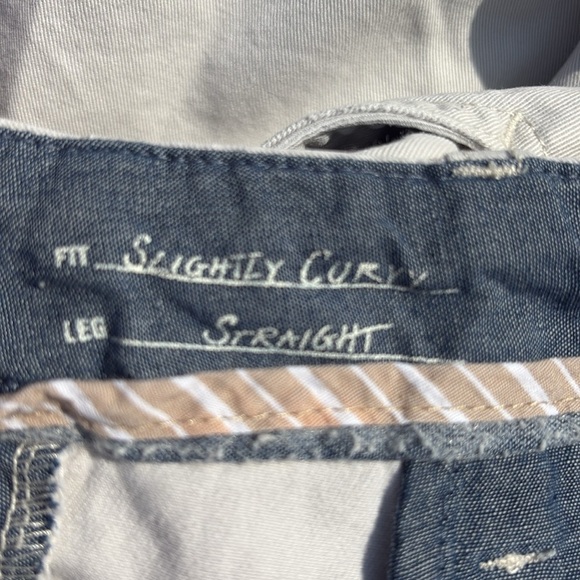 Eddie Bauer Low-Rise Cotton Pants – Size 10 |Straight Leg | Slightly Curvy Fit - Picture 5 of 6